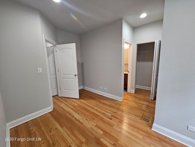 Building Photo - 1630 W Fargo Ave