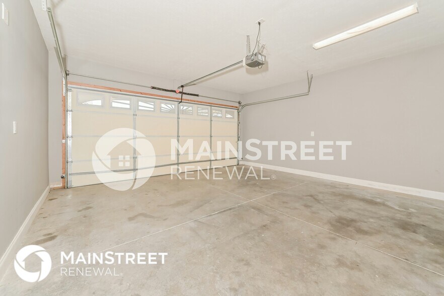 Building Photo - 7000 Edon Hall Way