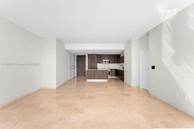 Building Photo - 88 SW 7th St