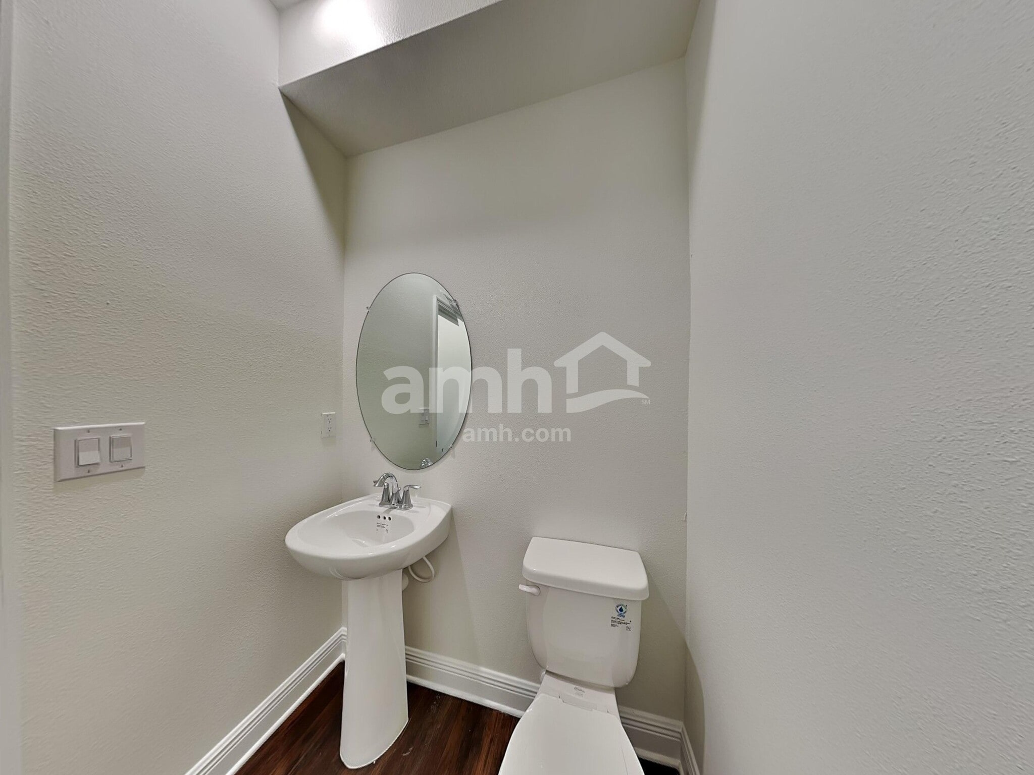 Building Photo - 27327 St Andrews Ave