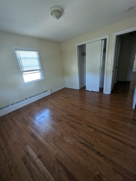 Building Photo - 641 Newhall St