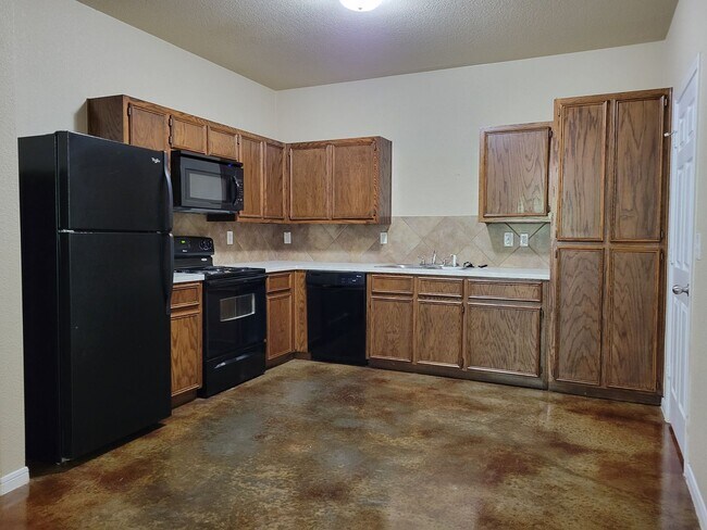 Building Photo - 101StoneCanyon