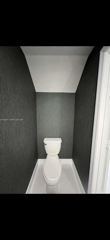 Building Photo - 10598 West 33rd Ct