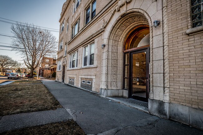 Building Photo - 7701 S Ashland