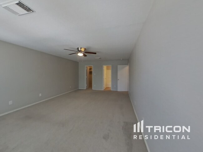 Building Photo - 7814 Cortland Oak