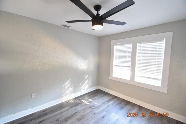 Building Photo - 3424 N 16th St