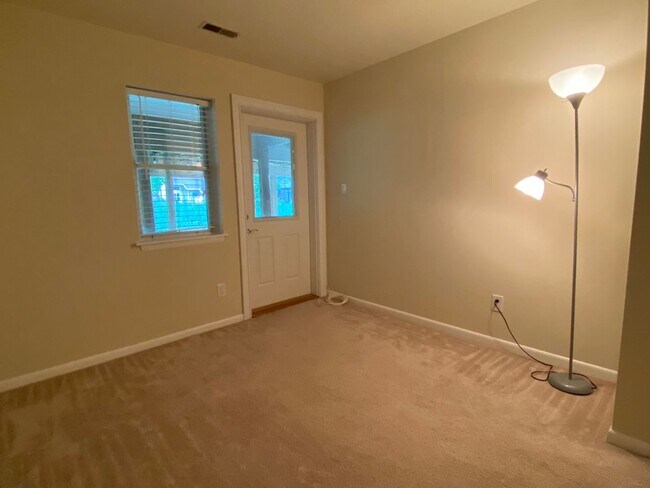 Building Photo - SHADOWLAWN HEIGHTS