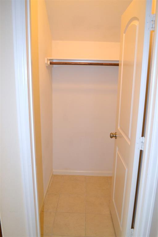 Building Photo - 336 Lazy Ln