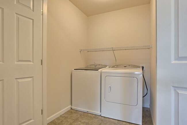 Building Photo - TOWNHOME AVAILABLE IN THE CHARTER HOMES - DEER RUN COMMONS