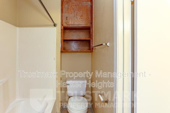 Building Photo - 4506 Lago Cir