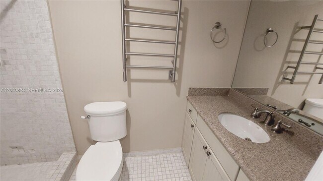 Building Photo - 255 Poinciana Island Dr