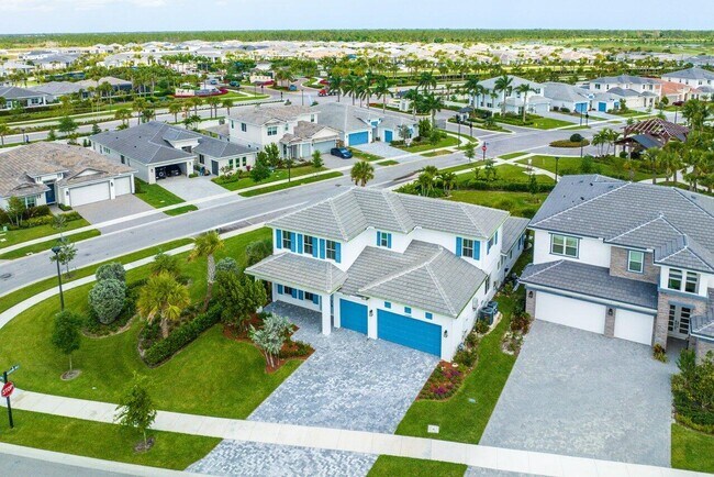 Building Photo - 12289 Waterstone Cir