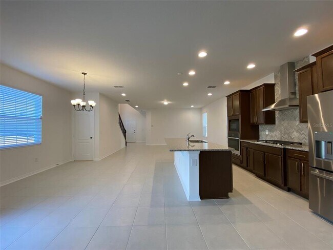 Building Photo - 17047 Wynford Ln