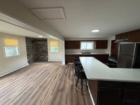 Building Photo - 2804 River Rd