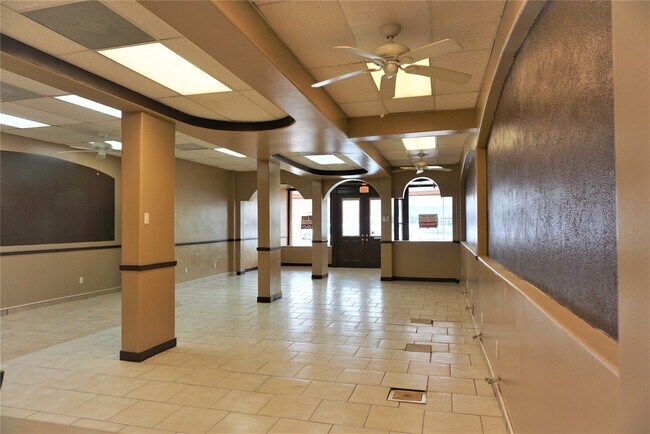 Building Photo - 2036 Avenue F