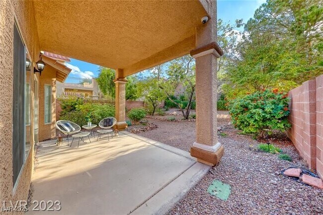 Building Photo - 183 Andada Dr