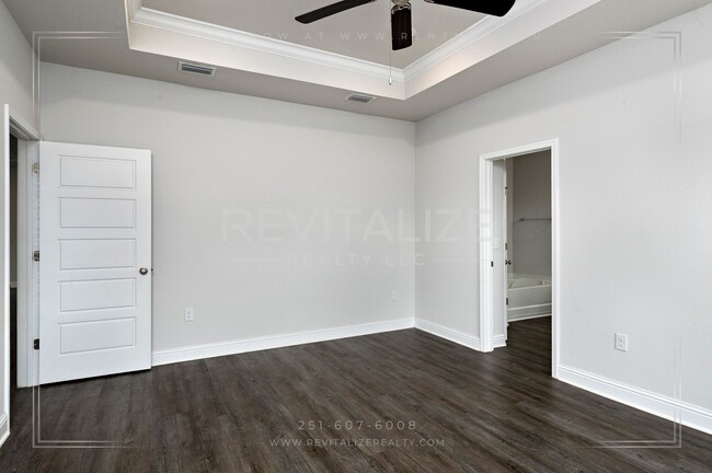 Building Photo - Modern 4BR 2 BA Home in Spanish Fort