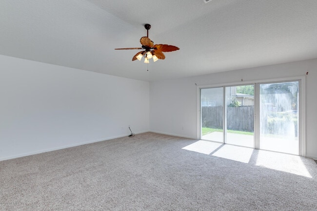 Building Photo - 8614 Derry Dr