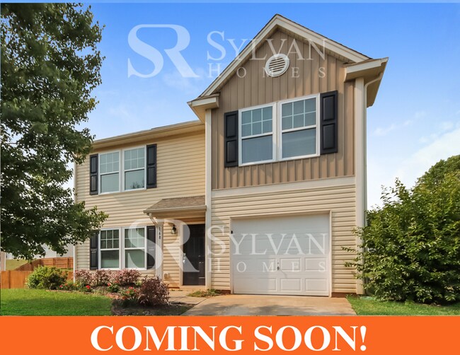 Primary Photo - Prepare to fall in love with this 3 bedroo...