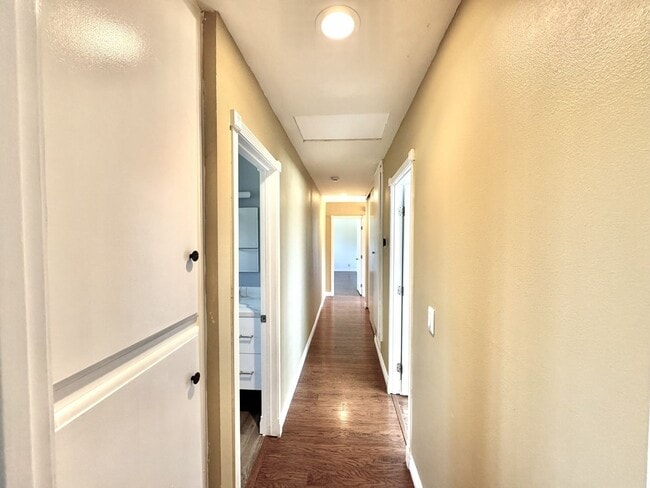 Building Photo - Prestigious Home In Beautiful Del Cerro ~ 5 Bedroom / 3 Bathroom House!!!