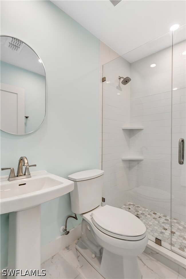 Building Photo - 1019 7th St S