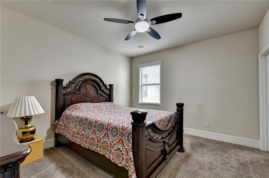 Building Photo - 2205 Copperfield Dr
