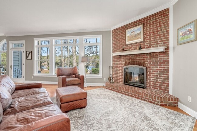 Building Photo - 14279 Eastfield Dr