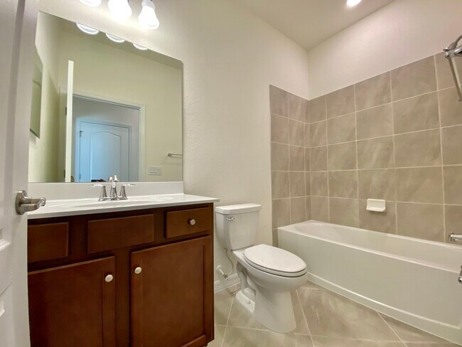 Building Photo - 14561 Monrovia Ln