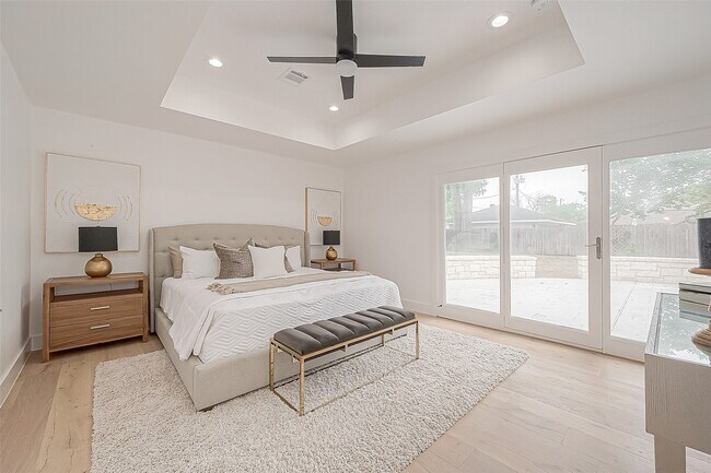 Building Photo - 6254 Locke Ln