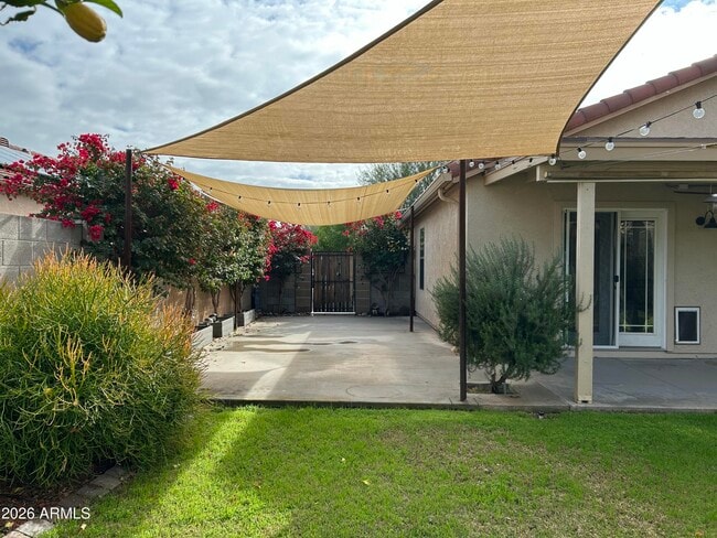 Building Photo - 3216 W Mark Ln