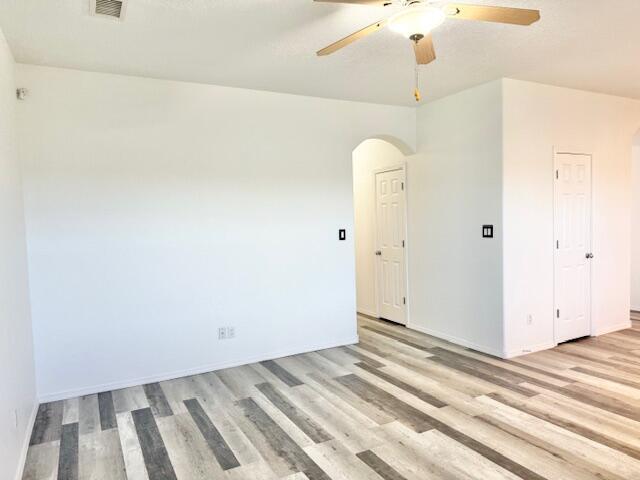 Building Photo - 1199 Mirador Loop