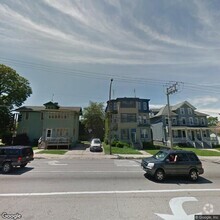 Building Photo - Villa St