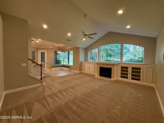 Building Photo - 2192 Salt Myrtle Ln