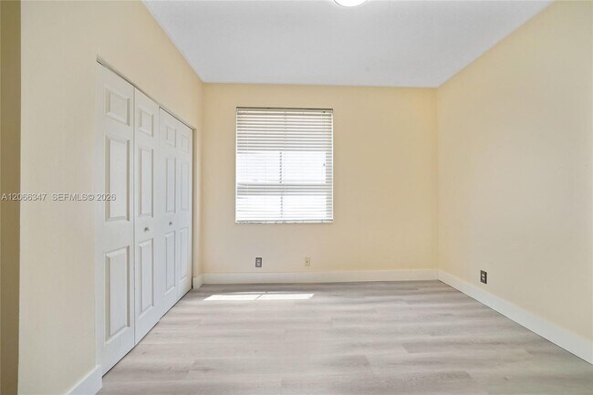 Building Photo - 4312 Laurel Ridge Cir
