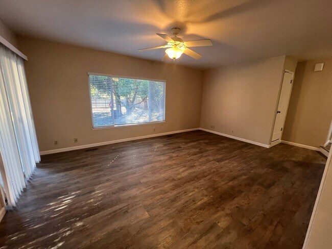 Building Photo - Rincon Valley Three Bedroom Home