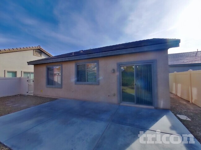 Building Photo - 2204 Turtle Beach Ave