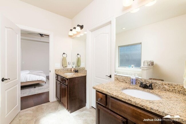 Building Photo - Stunning home in Hamptons Subdivision w/an office! Near Stonebridge Meadows GC!