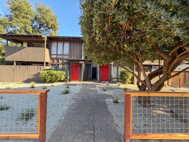 Building Photo - 615 Rancheria Dr
