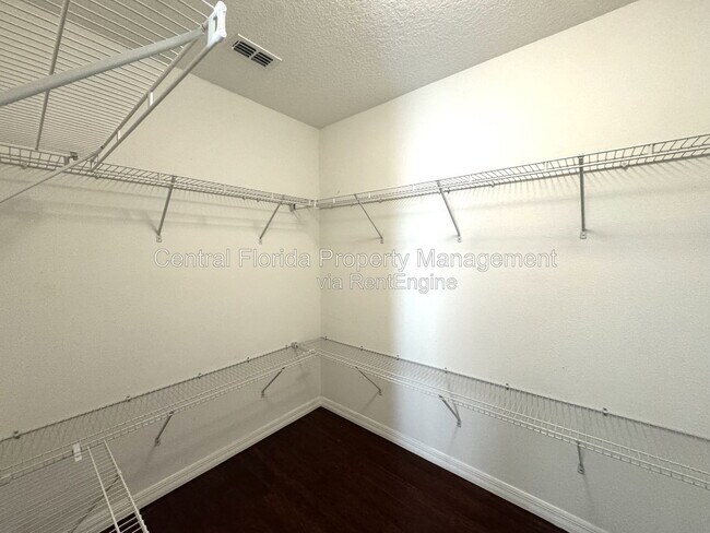 Building Photo - 2890 Spring Breeze Way