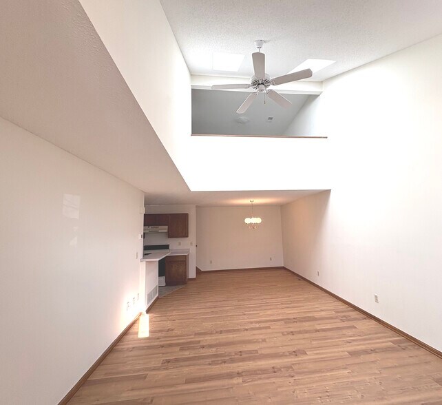 Living Area - 1119 Pecks Woods Dr
