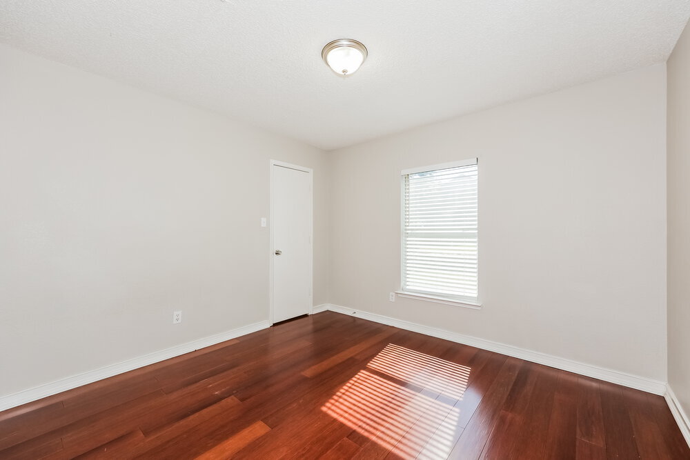 Building Photo - 512 Blue Haze Dr