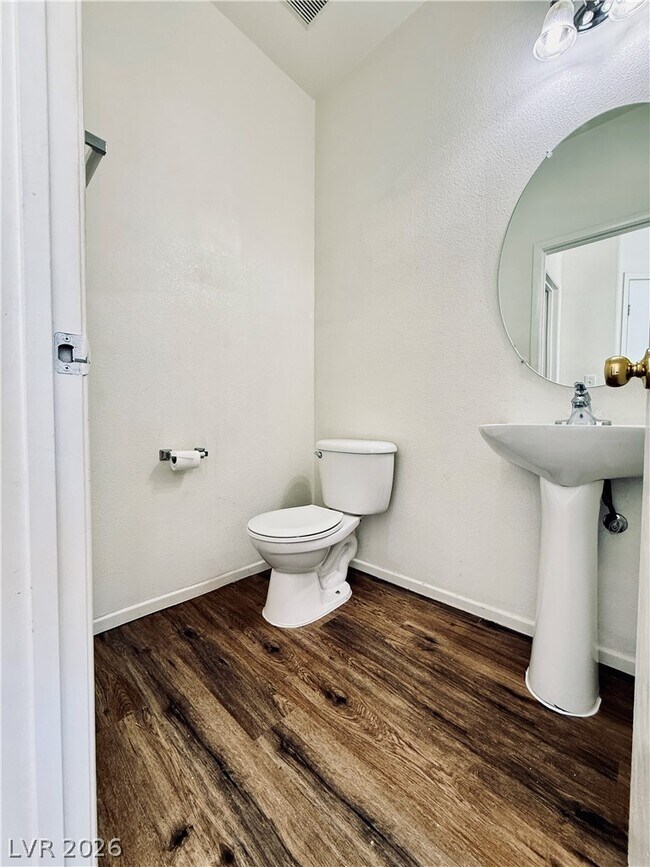 Building Photo - 267 Calvino Ave