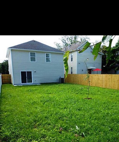 Building Photo - 3406 Bainbridge Blvd