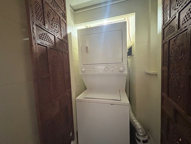 Building Photo - 1-Bedroom Condo in Blacksburg