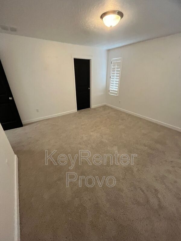 Building Photo - 432 S Fox Chase Ln