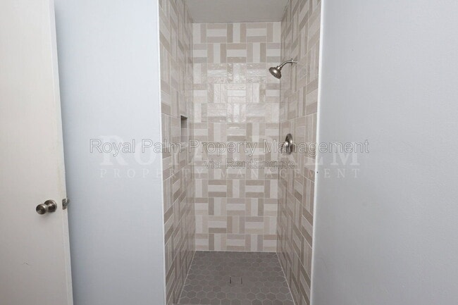 Building Photo - 26510 Southern Pines Dr