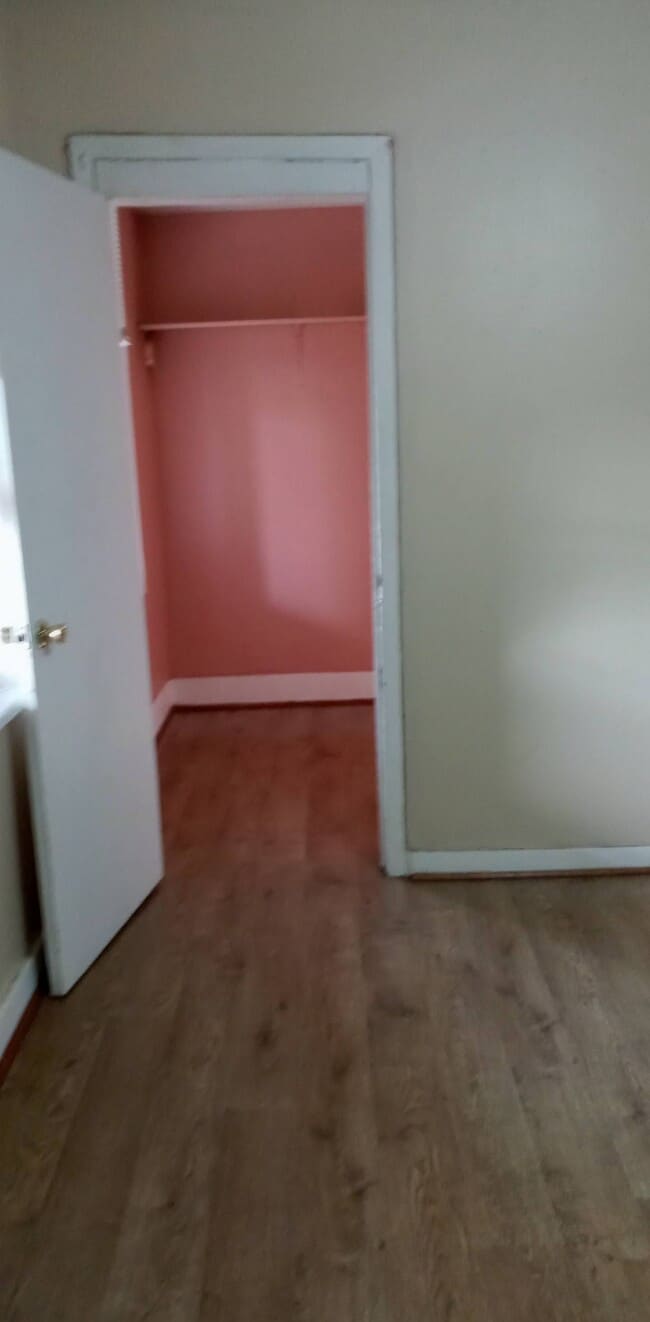 Building Photo - 1720 S Racine Ave