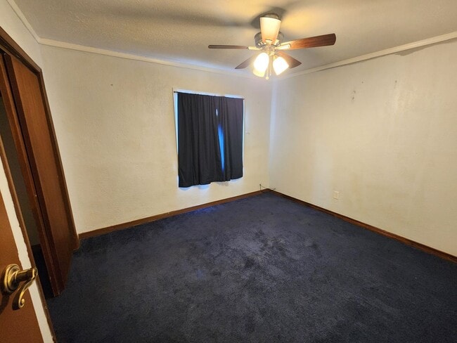 Building Photo - 235 Cottonwood St