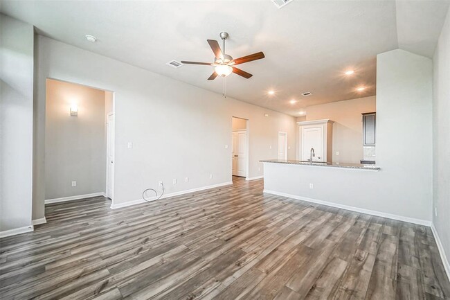 Building Photo - 136 Colby's Way