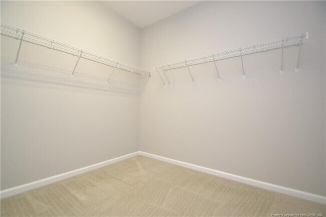 Building Photo - 977 Bristol Bridge Dr